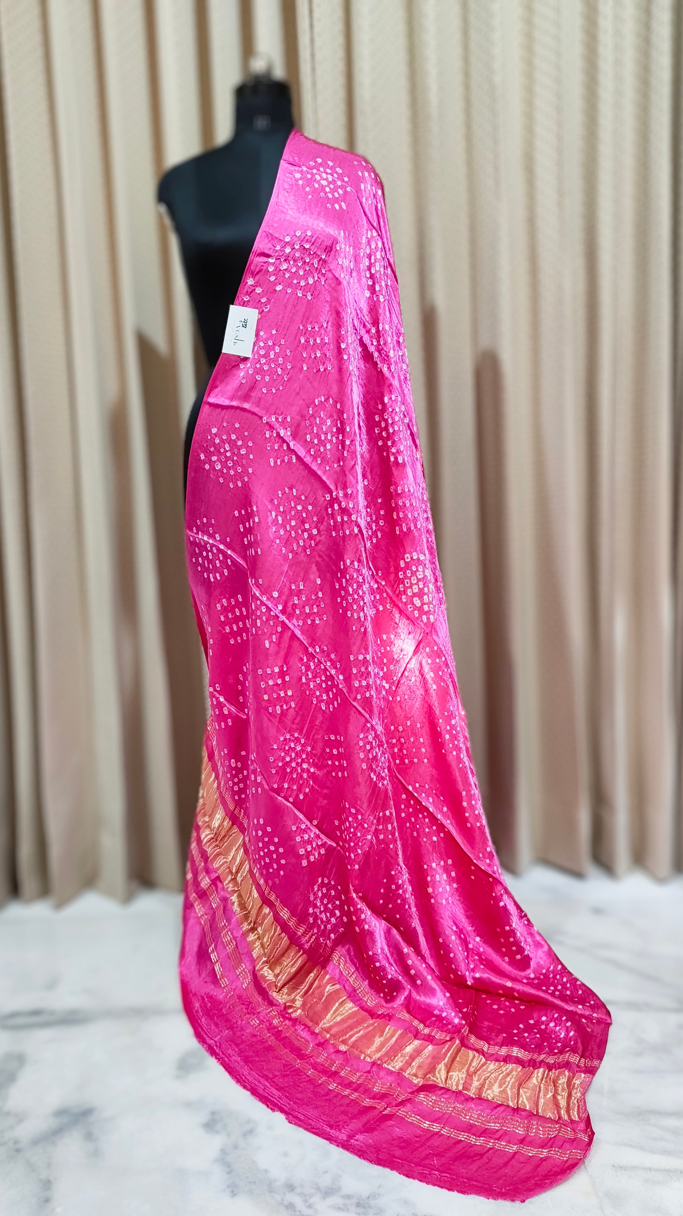 Rani(Pink) Round Dani Bandhani Dupatta
